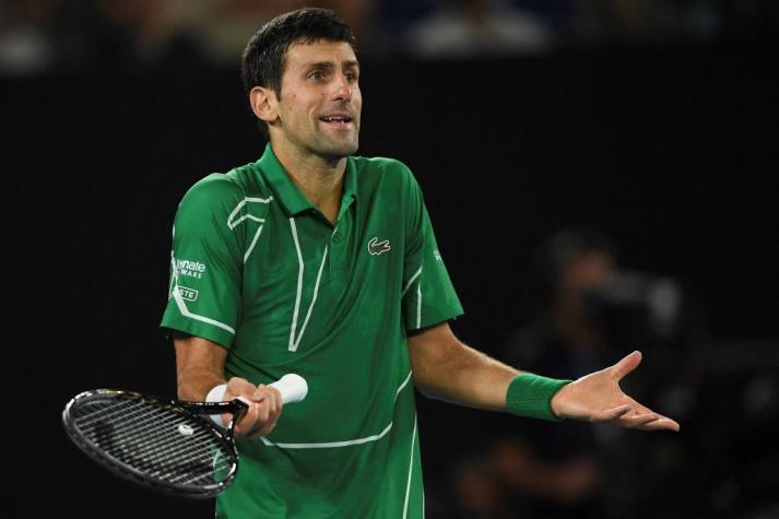 Australia indica que Djokovic "no está vacunado" antes de audiencia donde pide no ser deportado