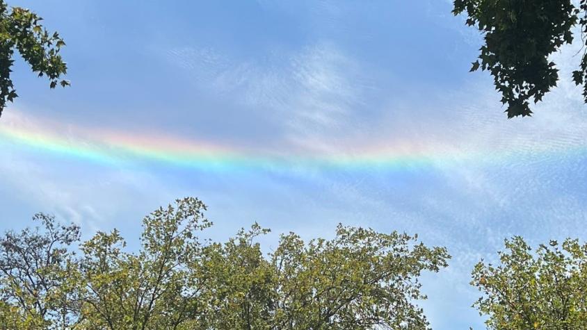 "Sin lluvia": Usuarios comparten imágenes de arcoíris que apareció en el cielo de Santiago
