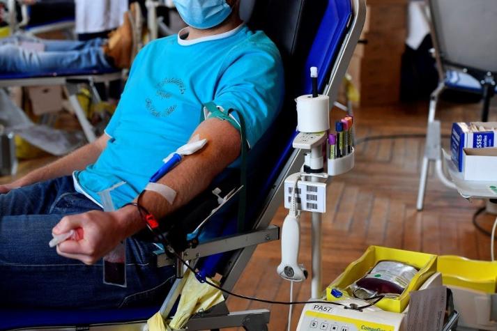 Francia permitirá a homosexuales donar sangre sin condiciones específicas
