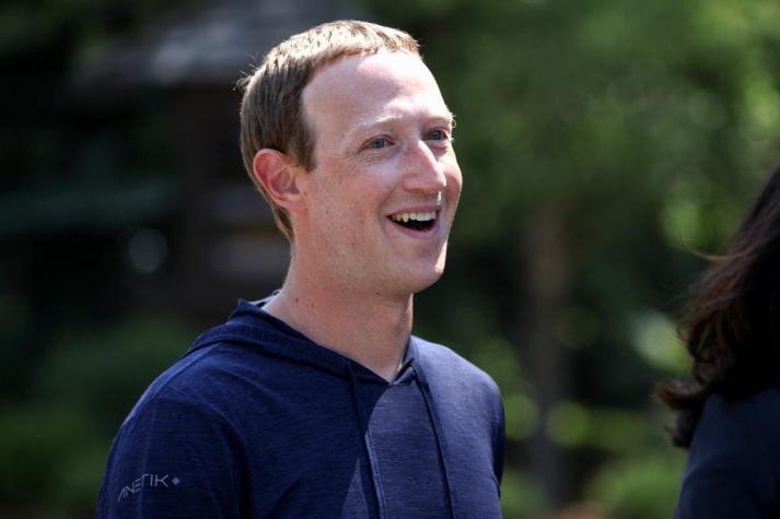 Abogado demanda a Mark Zuckerberg por casi $245 millones: acusa que estuvo sin Facebook un mes