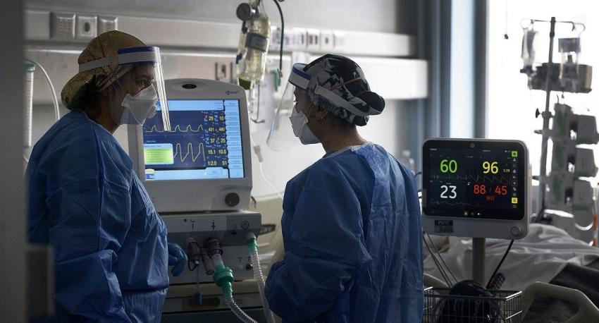 Chile registra 8.904 casos de COVID-19: cifra de activos supera la barrera de los 51 mil este lunes Chile registra 8.904 casos de COVID-19: cifra de activos supera la barrera de los 51 mil este lunes