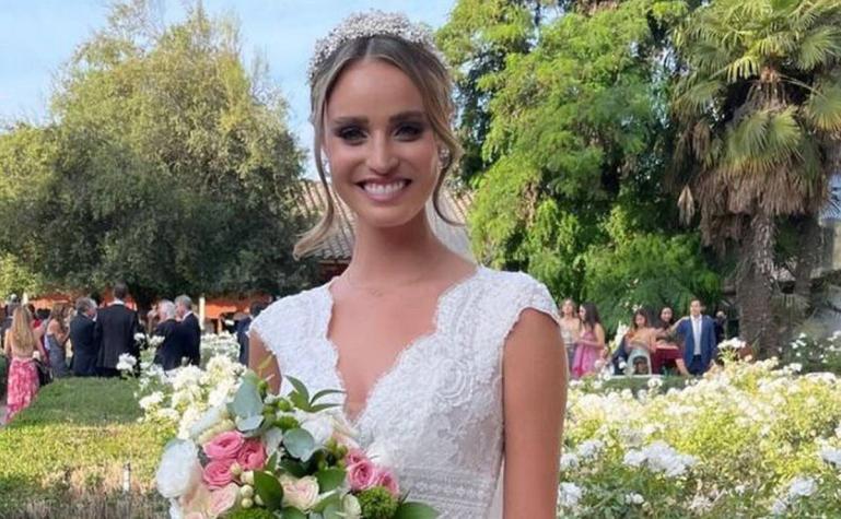 Las imágenes de la boda de ensueño de Trinidad de la Noi: usó dos vestidos y llegó en un carruaje Las imágenes de la boda de ensueño de Trinidad de la Noi: usó dos vestidos y llegó en un carruaje