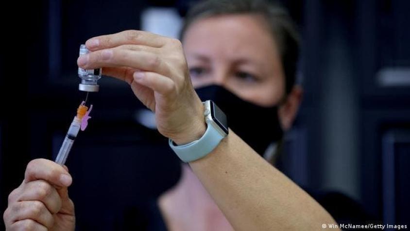 Moderna espera lanzar vacuna conjunta contra gripe y COVID-19 en 2023