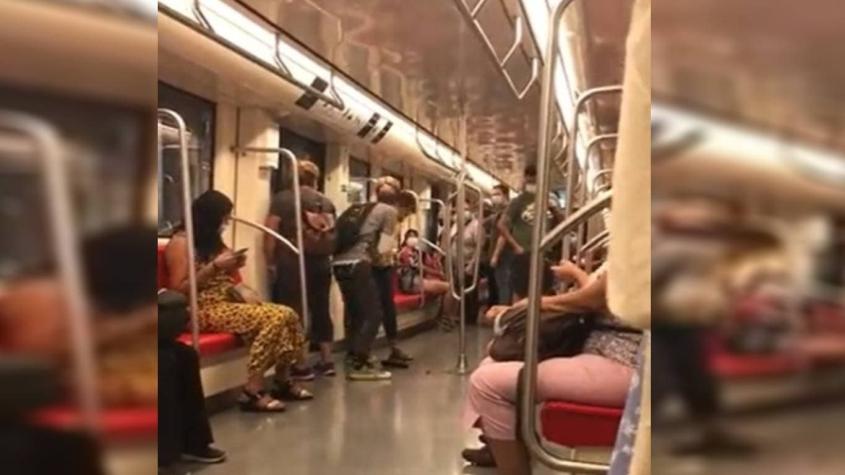 Mujer sufre agresión en Metro tras pedir a músico que usara mascarilla