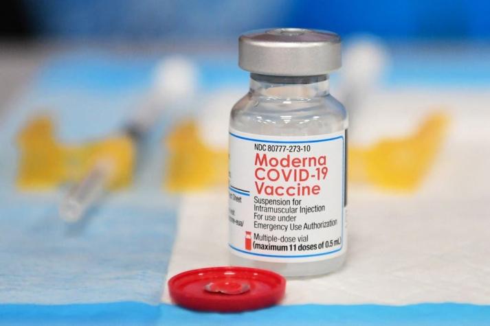 Moderna inició ensayos de un refuerzo de la vacuna específico para Ómicron