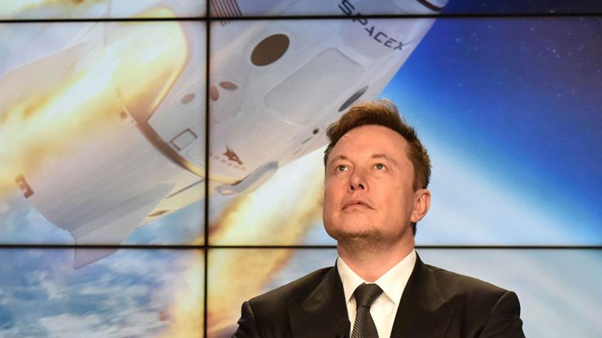 ¡Fuera de control! Cohete de Elon Musk se estrellará con la Luna