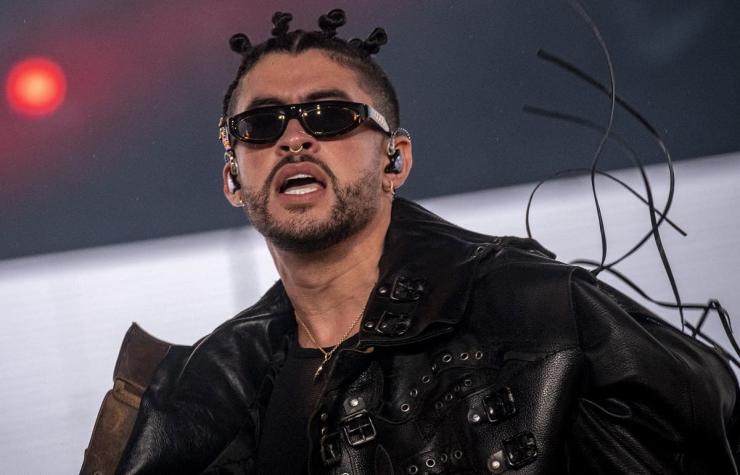 Abuelita se vuelve viral: Le regaló sus ahorros a su nieta para que vaya a ver a Bad Bunny Abuelita se vuelve viral: Le regaló sus ahorros a su nieta para que vaya a ver a Bad Bunny