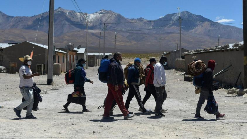 Cancillería chilena se reunirá con autoridades bolivianas por crisis migratoria en el norte