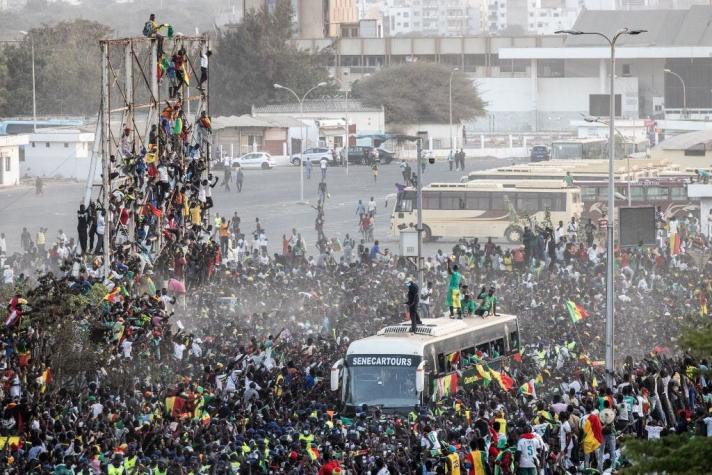 Locura en Senegal: así fue el recibimiento de una marea humana a los campeones de la Copa de África
