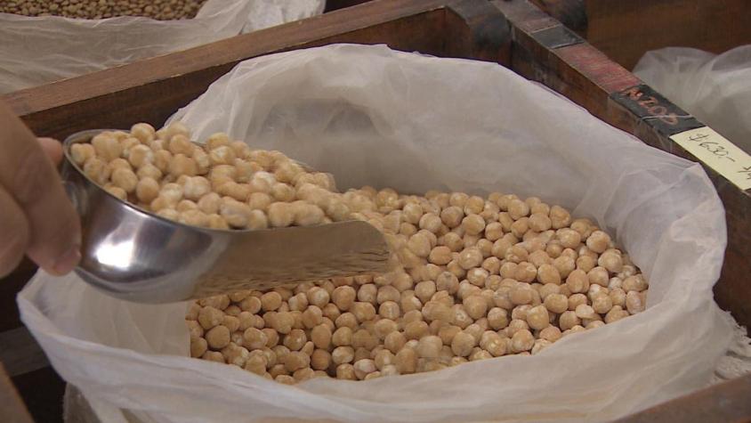 [VIDEO] Compras a granel toman fuerza: Alza de precios de alimentos obligan a buscar alternativas