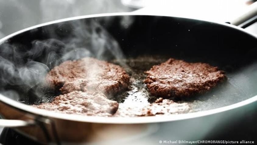 Reducir consumo de carne y lácteos podría aumentar la esperanza de vida hasta una década