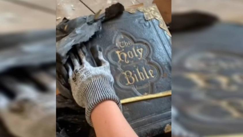 Biblias y cruces: Pareja encontró una habitación secreta en la casa antigua que compraron