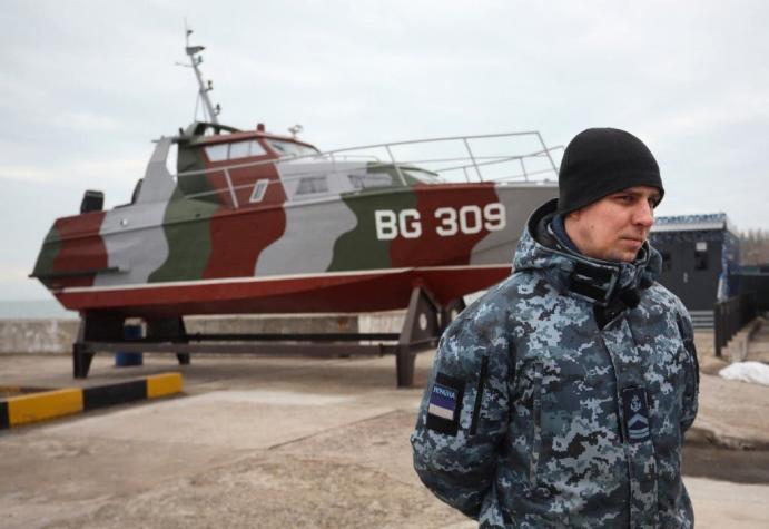 Rusia comienza nuevas maniobras navales y denuncia la "histeria" de EE.UU.