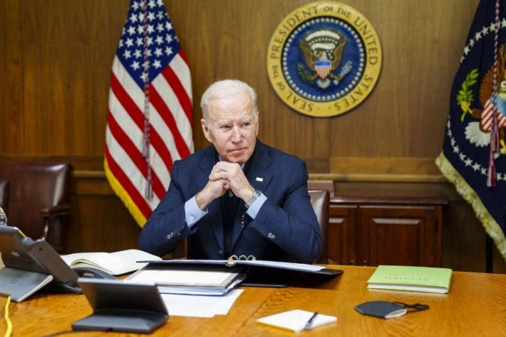 Presidente de Ucrania invita a Joe Biden a visitar Kiev "en los próximos días"