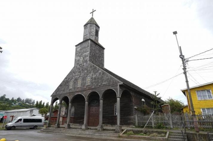 Denuncian daños a Iglesia de Achao en Chiloé: Es Patrimonio de la Humanidad