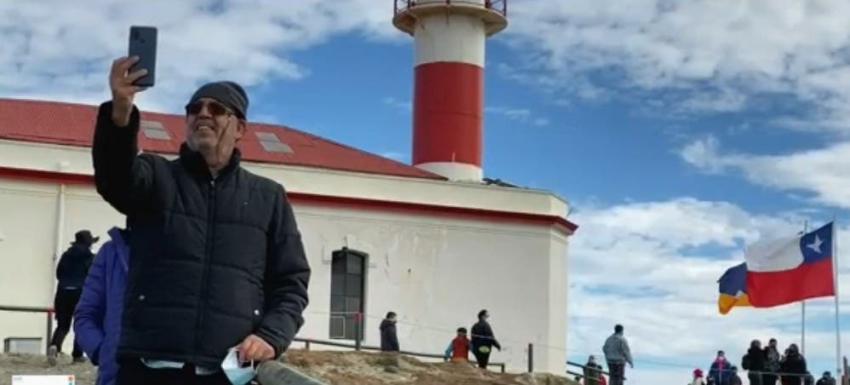 [VIDEO] Vacaciones en Magallanes: El imperdible monumento "Los Pingüinos" en Punta Arenas