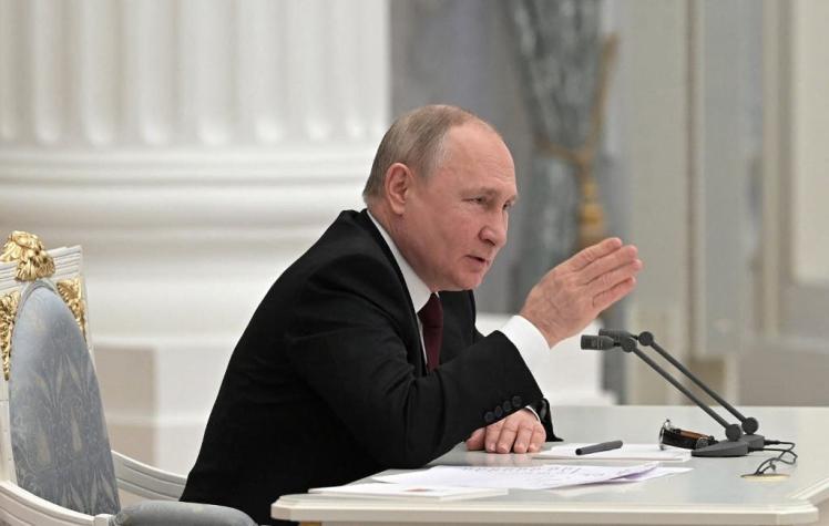 Presidente ruso Putin reconoce territorios separatistas de Ucrania