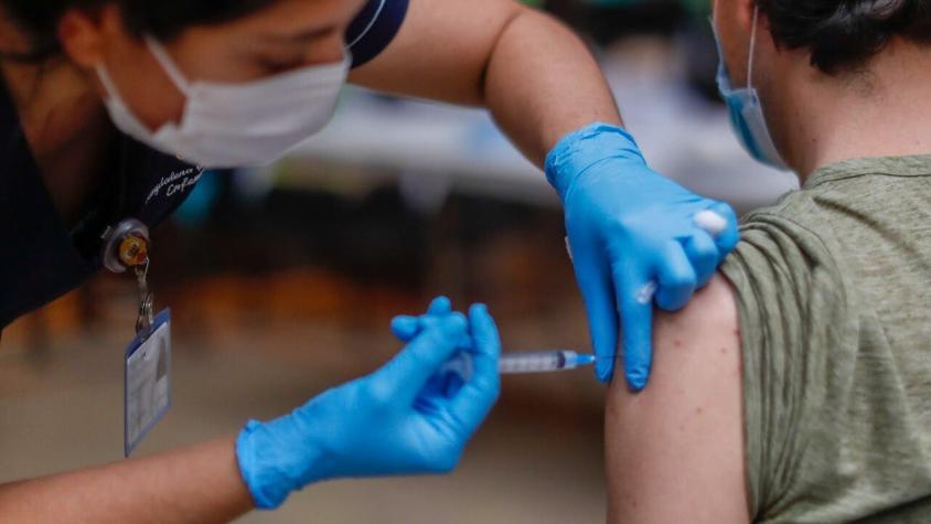 Minsal anuncia que se retomarán operativos de vacunación contra el COVID-19 en colegios