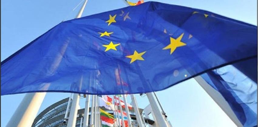 UE acuerda sanciones "masivas y severas" a finanzas, energía y transportes de Rusia