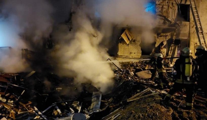 Ucrania denuncia "horribles" disparos de misiles rusos contra Kiev