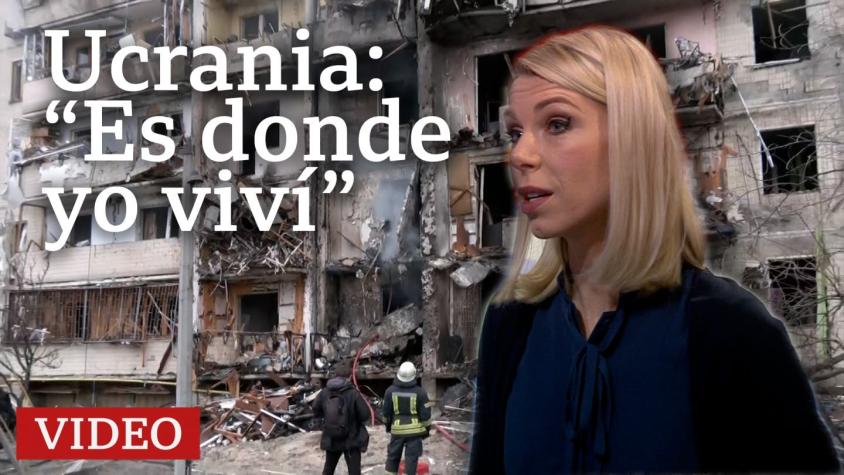 El momento en que una periodista ucraniana de la BBC reconoce su edificio en ruinas en Kiev