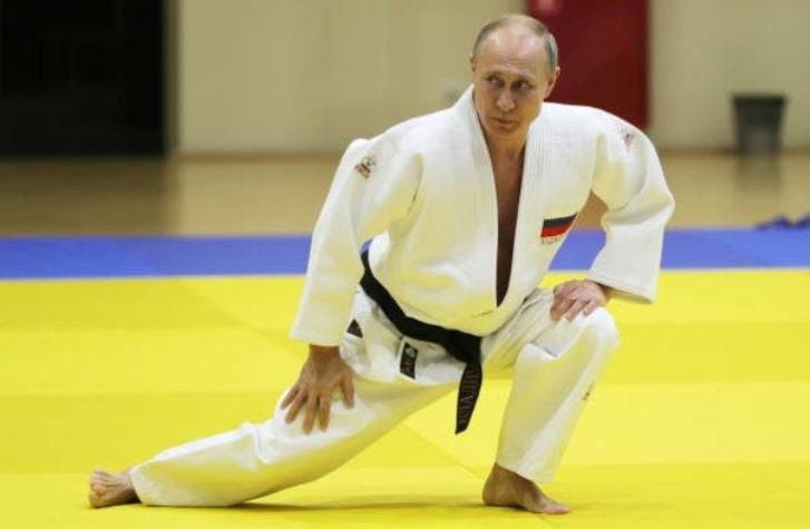 La Federación Internacional de Judo suspende a Putin como presidente honorario