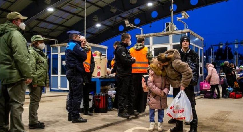 UE organiza respuesta a eventual oleada de desplazados de Ucrania