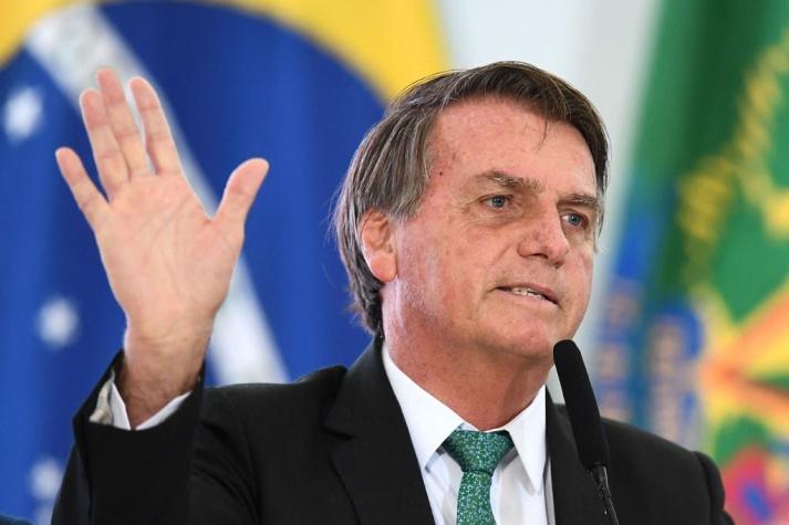 El ministerio de Justicia brasileño concede a Bolsonaro la medalla al "mérito indigenista"
