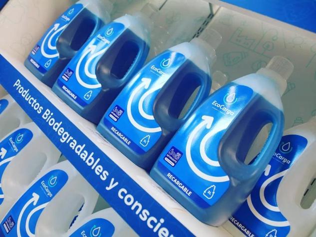 A $1.500 pesos el litro: Supermercado habilita punto de recarga de detergente