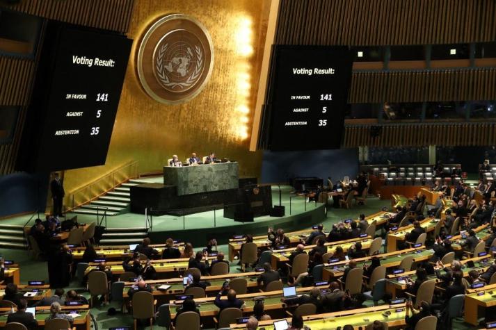 Guerra en Ucrania: Asamblea de la ONU aprueba resolución que condena agresión de Rusia