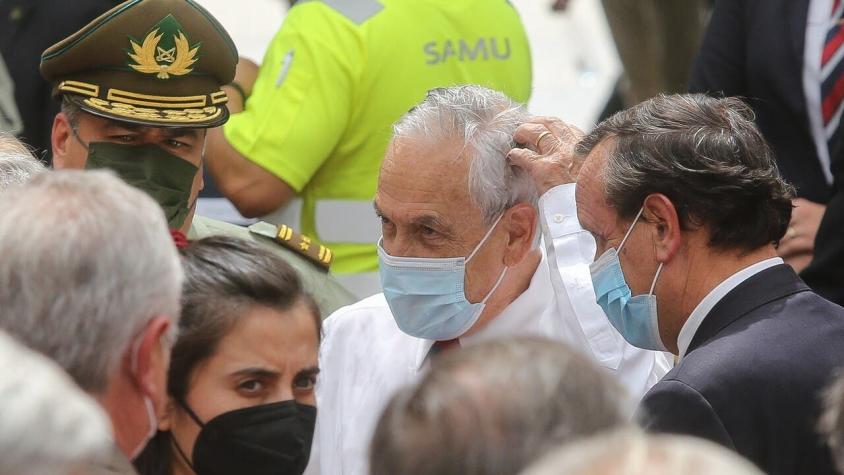 "Violencia política": Gobierno condena agresión con agua a Piñera, pero descarta acciones legales