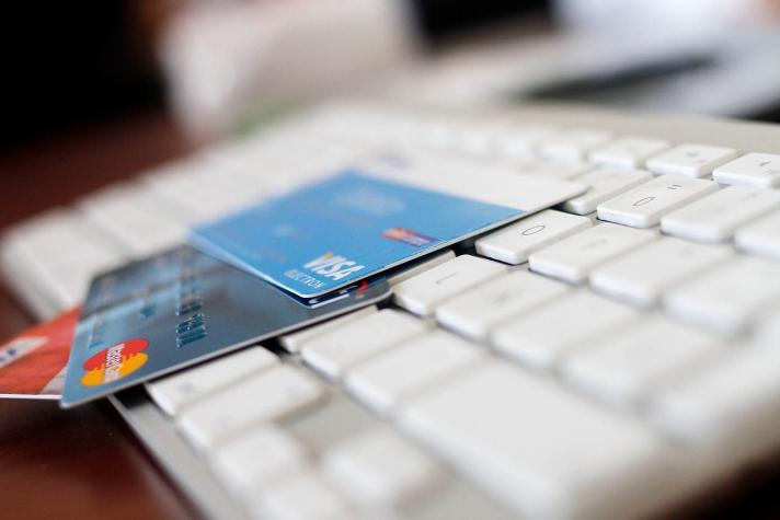 Primer comparador de tarjetas de crédito: revisa cómo funciona y la información que puedes obtener