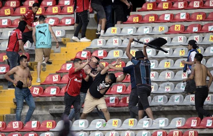 Capturan a 10 hombres por incidentes violentos en el partido entre Querétaro y Atlas en México