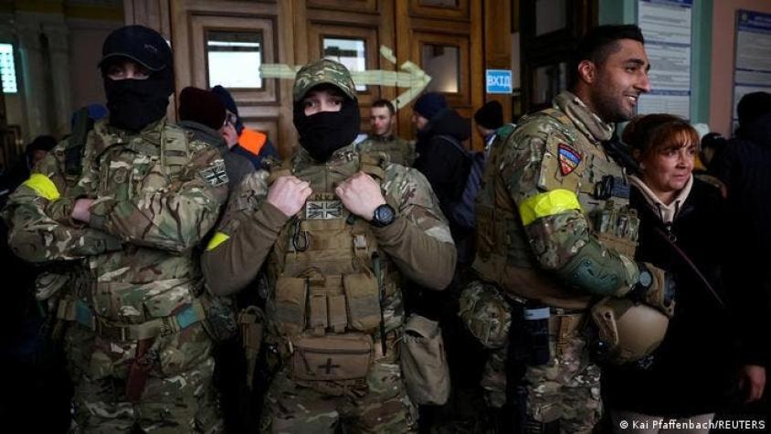 "Es lo correcto": 20.000 combatientes extranjeros se han alistado para luchar en Ucrania