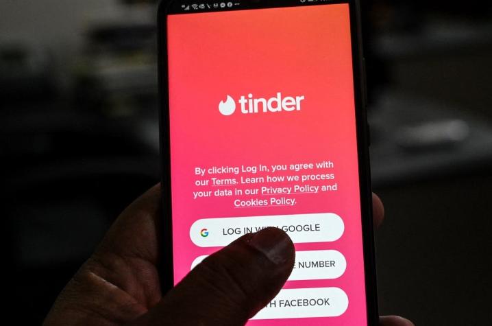 Usuarios de Tinder en EEUU podrán consultar antecedentes criminales de potenciales citas