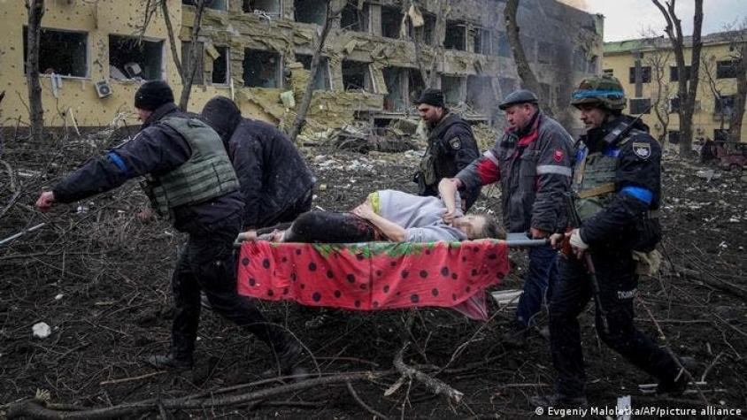 Rusia justifica el bombardeo a hospital materno infantil de Mariúpol que desató indignación mundial