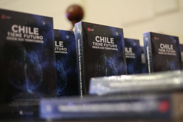 Senado presenta "Chile tiene futuro", libro sobre el potencial científico y tecnológico del país