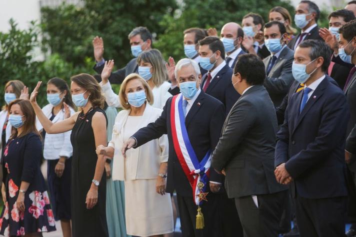 La última foto del Presidente Piñera junto a sus ministros y subsecretarios