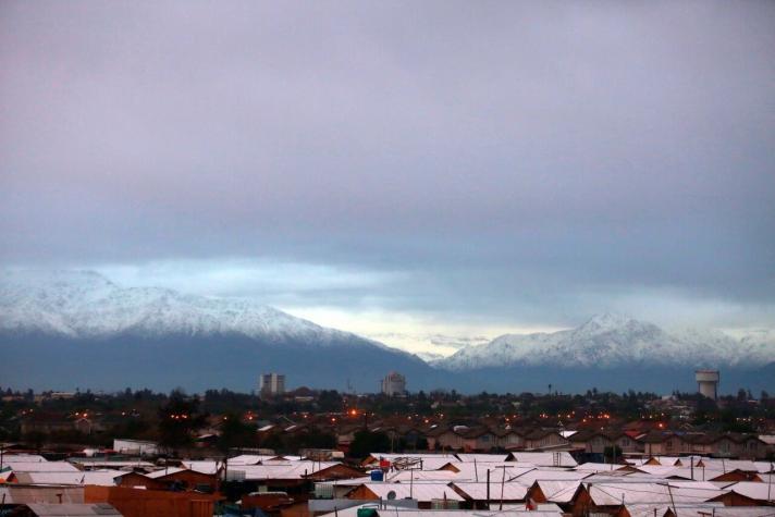 Cielo nublado en Santiago: ¿Lloverá este jueves en la capital?