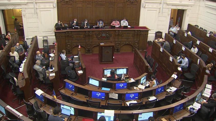 [VIDEO] Postergan votación sobre sistema de justicia con polémica entre constituyentes