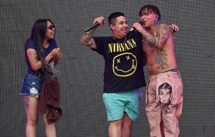 Propuesta de matrimonio y una falsa detención: Lo que dejó el show de Pablo Chill-e en Lollapalooza