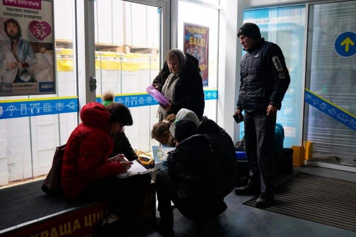 Evacúan a zona prorrusa a huérfanos ucranianos atrapados en hospital