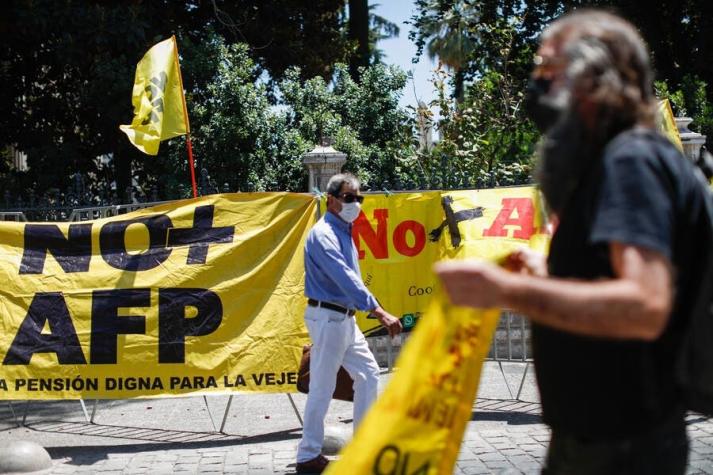 Convención: Comisión aprueba derecho a seguridad social en manos de “entes públicos” y sin AFP