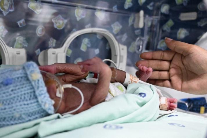 Gobierno británico pide disculpas por la muerte de 200 bebés en una maternidad