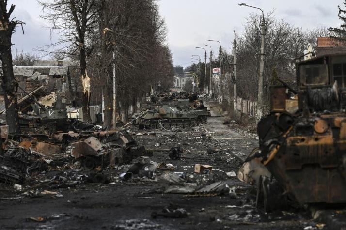 Guerra en Ucrania: Al menos 20 cadáveres en una calle de Bucha, cerca de Kiev