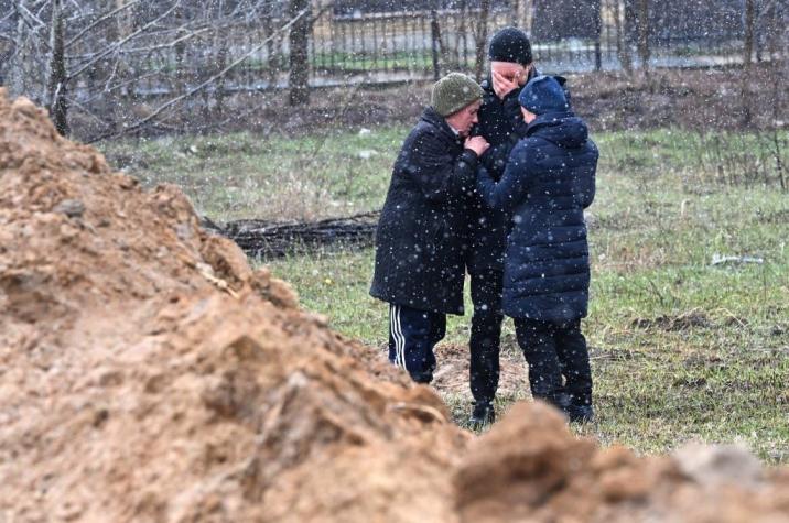 Cadáveres hallados en Ucrania abren interrogantes sobre posibles crímenes de guerra, según la ONU