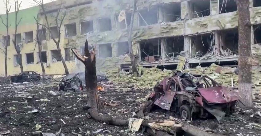Autoridades aseguran que el 90% de ciudad ucraniana de Mariúpol está destruida