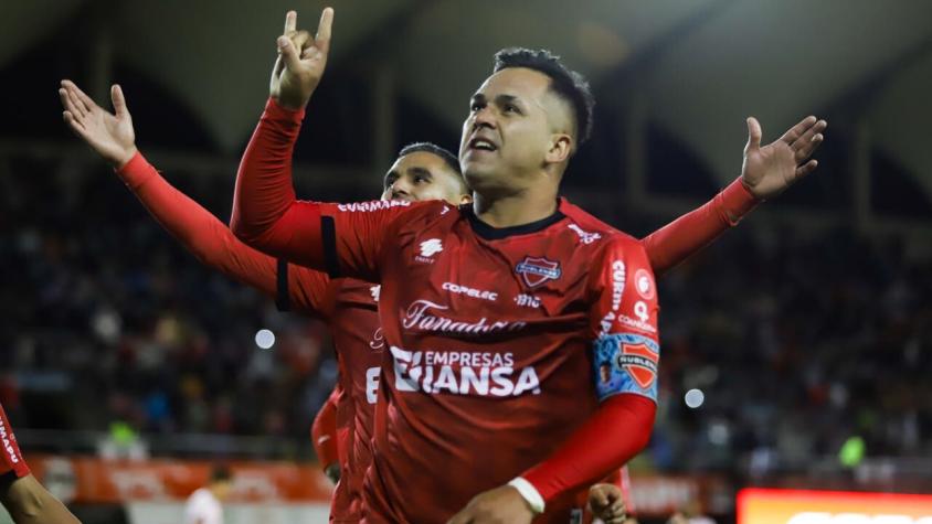 Detienen a capitán de Ñublense por conducir en estado de ebriedad Detienen a capitán de Ñublense por conducir en estado de ebriedad