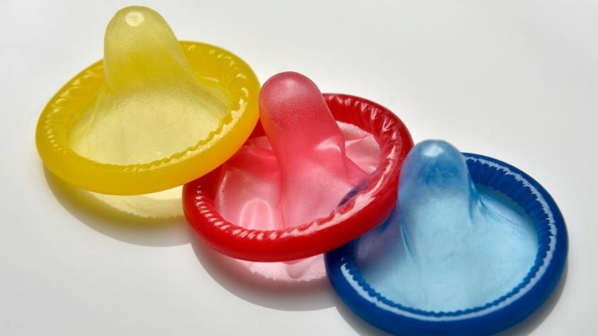 Llaman a desechar condones defectuosos entregados en actividades en Coquimbo y La Serena