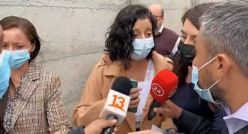 [VIDEO] Delegada del Biobío evita responder a preguntas por emboscada a carabineros en Tirúa